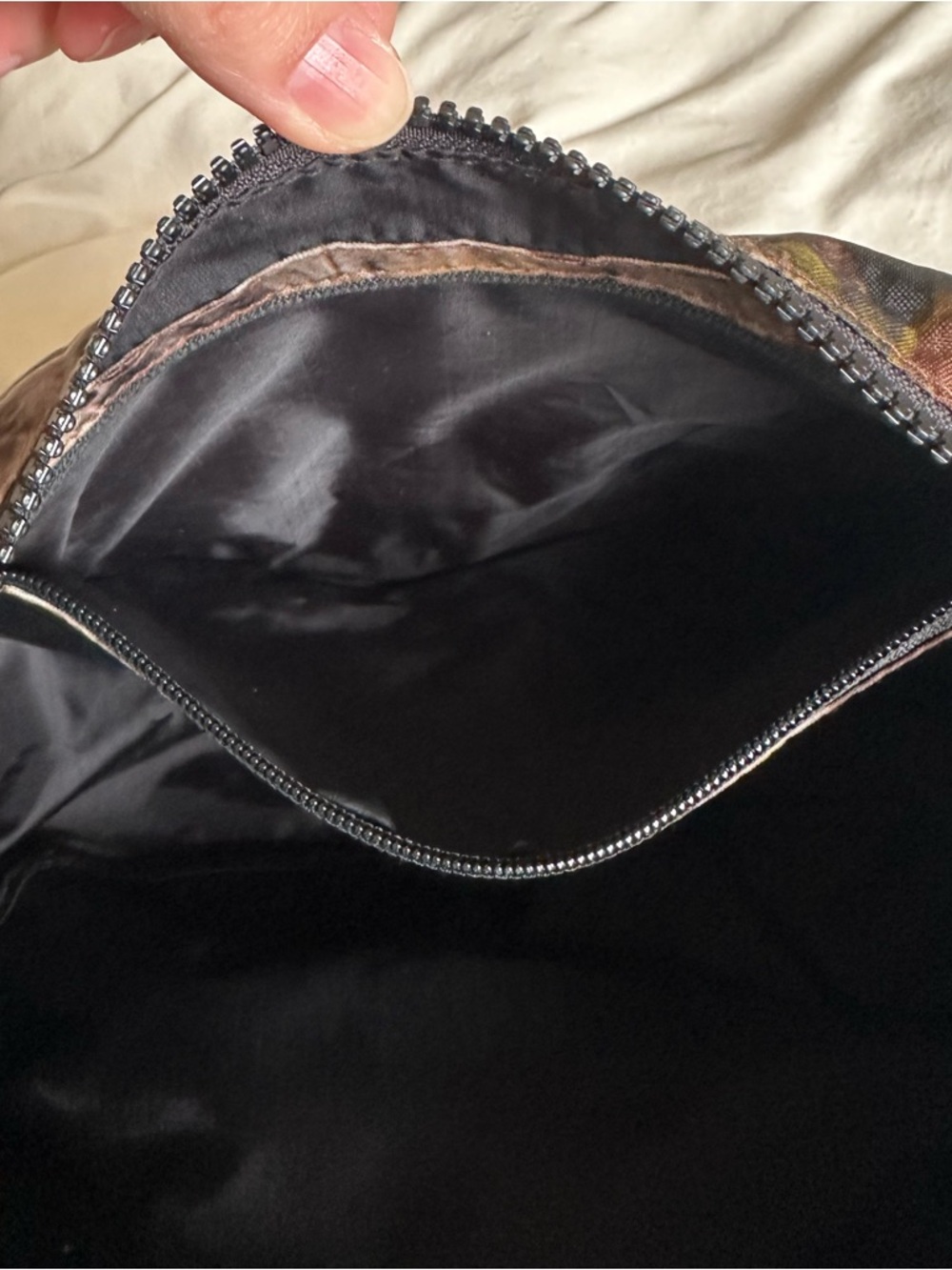 BAGGU Photo Forest Medium Crescent Bag - Picture 8 of 9